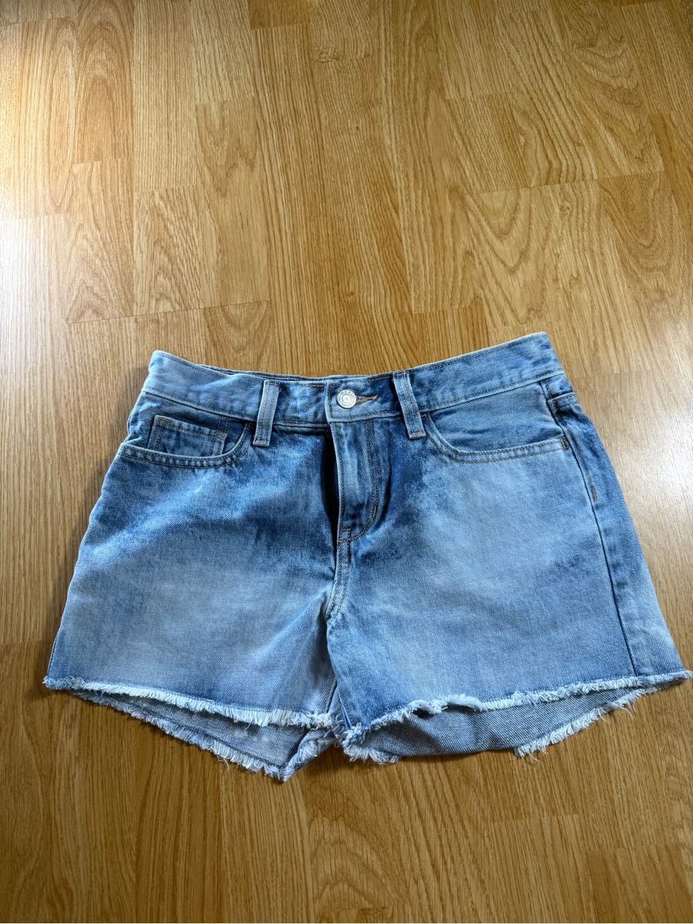 Old Navy Girls Classic Light Blue Denim Cutoff Shorts - Size 14